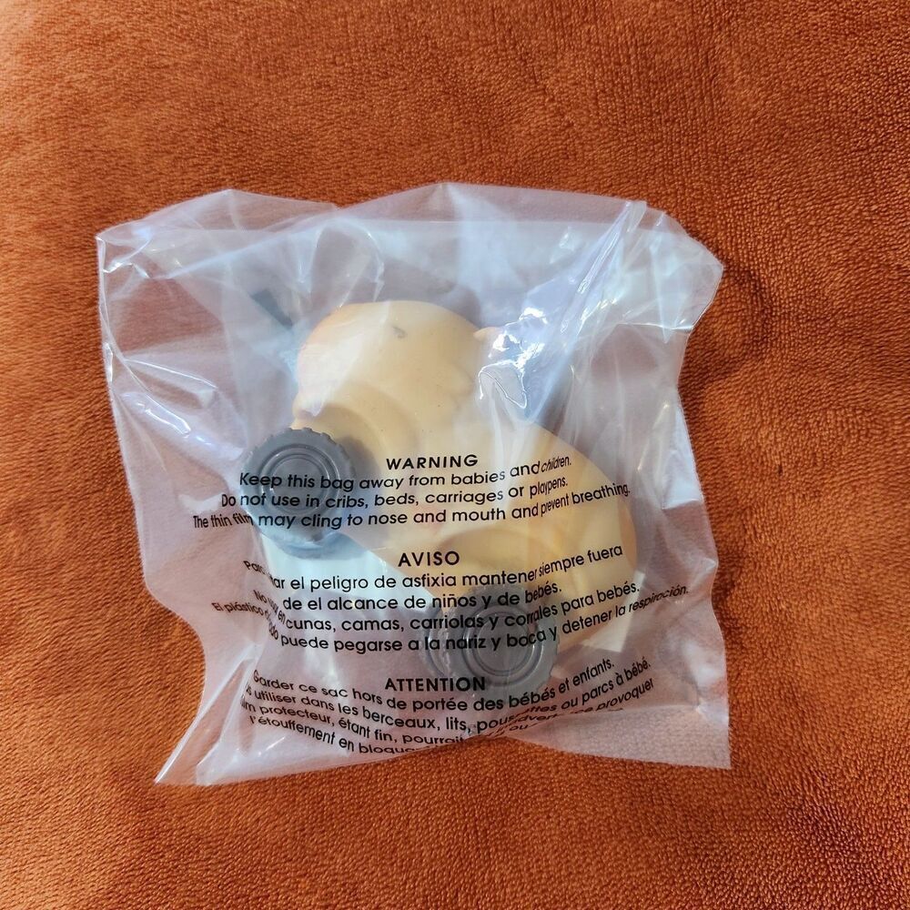 Stress Relief Squeeze Toy Car Capybara Stretchy Silicone - Picture 9 of 9